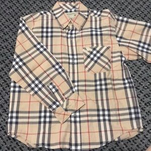 Beautiful BURBERRY short for boys